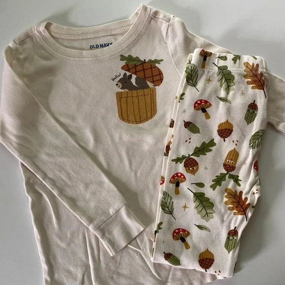 5T Old Navy Pajama Bundle